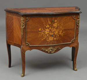 Kommode af rosentræ