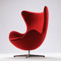 Arne Jacobsen. Lænestol Ægget, rød Hallingdal uld 