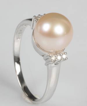 Perle- og diamant ring