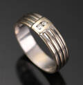 Ring i 14 kt hvidguld med brillanter ca 0.10 ct