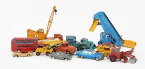 Parti leksaksbilar, Dinky Toys