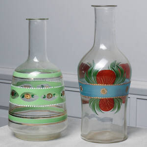 GLASFLASKOR, handblåsta, målade, 2st