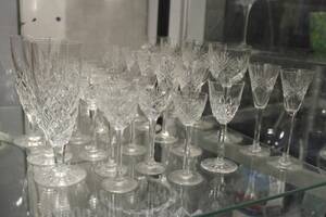 Glasservisdelar, 28 3 delar