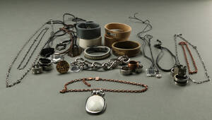 Dyrberg Kern. Samling smykker. 29