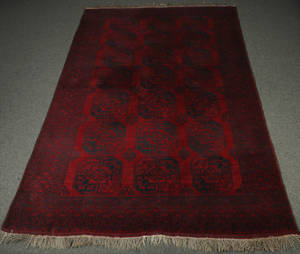 Afghansk tæppe. 388 x 250 cm.