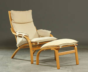 Mogens Hansen. Lænestol med skammel 2