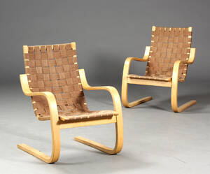Alvar Aalto. Par Frisvinger stole, model 406 2