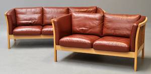 Stouby. Tre-pers. sofa samt to-pers. sofa i brunt læder 2
