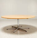Arne Jacobsen, Fritz Hansen, soffbord