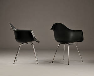 Charles  Ray Eames. Par armstole, model DAX. 2