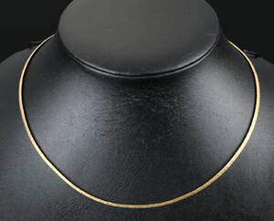 Collier af 14 kt guld.