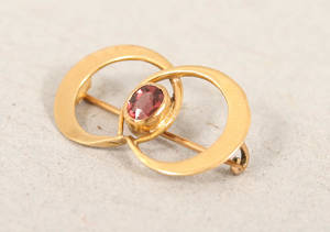 Brosch i 18k guld