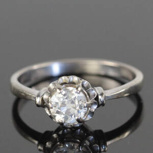 Vintage diamant ring i hvidguld Denne vare er sat til omsalg under nyt varenummer 4284403