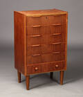 Dansk møbelproducent. Kommode, teaktræ, 1960erne 