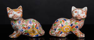 Katter av handmålat porslin Imari, Kina 2