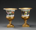 Royal Copenhagen. Par prydvaser af porcelæn. ca. 1840 2