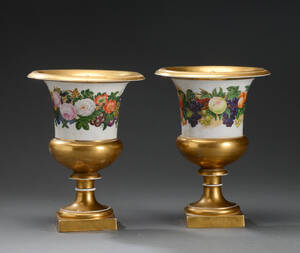 Royal Copenhagen. Par prydvaser af porcelæn. ca. 1840 2