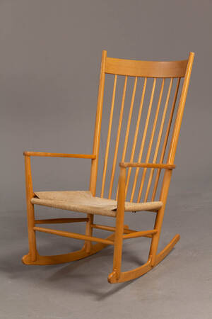 Hans J. Wegner. Gyngestol, model J16