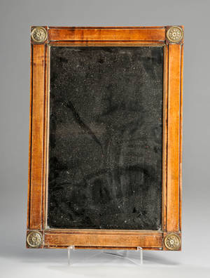 Østrisk spejl af mahogni, 1800-tallets første halvdel