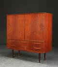 Skænk  skab af teak, 1950erne, dansk møbelproducent