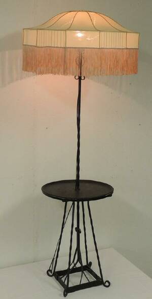 Golvlampa Smide 1900-talets Första Hälft H170cm