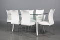 Spisebord med seks stole. 7