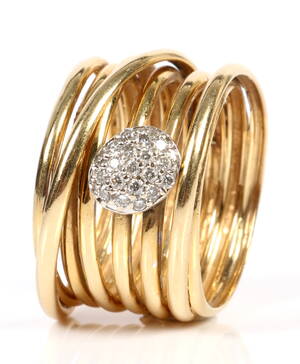 Brillantring udført af 18 kt guld, spiralform m diamanter, 6,6 gram