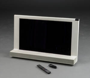 Bang Olufsen. BeoVision 8- 32 fladskærms TV