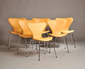 Arne Jacobsen 1902-1971. Seks 3107 stole, nybetrukket naturlæder 6