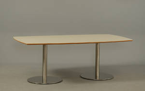 Zeta furniture Konferencebord med forkromet søjlestel