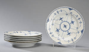 Kgl. P. Musselmalet, halvblonde. Middagstallerkener 6