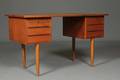 Dansk møbelarkitekt  Skrivebord i teak