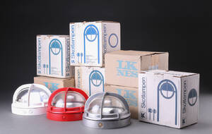 LK  Lauritz Knudsen. Seks udendørs Skotlamper 6