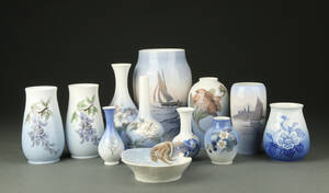BG, Kgl. P m.fl. Samling vaser m.m. af porcelæn 12