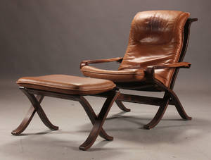 Dansk møbelproducent. Lænestol samt skammel 2