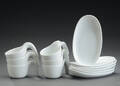 Ole Jensen for Royal Copenhagen. Ole kaffekopper og kagetallerkner af porcelæn 12