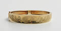 Armring med ciseleringer, 14 kt. guld