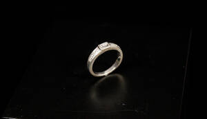 Ring med diamanter ca 0,15 ct, 18K Denna vara har satts till omförsäljning under nytt varunummer4333495