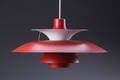 Poul Henningsen. PH5 pendel, rød