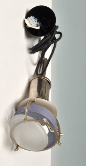 Poul Henningsen. Fatningshus samt bundskål til PH 4½-4. Pendel