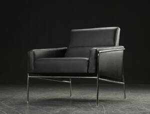 Arne Jacobsen. Lufthavnsstol, model 3300 Denne vare er sat til omsalg under nyt varenummer 4090871