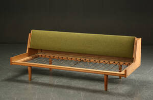 Hans J. Wegner. Briks Daybed, model GE-258