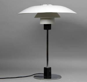 Poul Henningsen. PH 43 bordlampe