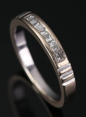 Ring i hvidguld 18 kt med princesscut. ca. 0.20 ct.