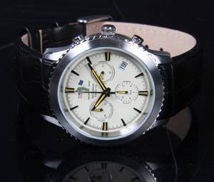 Les Cubeurs Geneve. Swiss Made herrearmbåndsur. The K golf cup Ireland 2006.