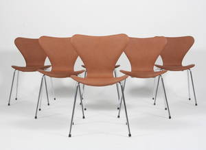 Arne Jacobsen. Sæt på seks stole model 3107. 6