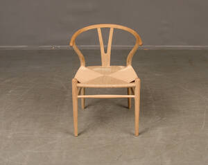 Hans J. Wegner. Y- stol, modell CH-24