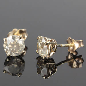Brillant ørestikker af 14 kt. guld i alt 2.32 ct.   Denne vare er sat til omsalg under nyt varenummer 4150419