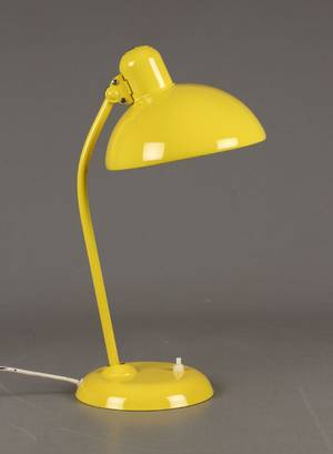 Christian Dell. Kaiser Idell. Bordlampe, model 6556