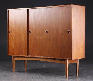 Dansk møbelproducent. Skænk, teak